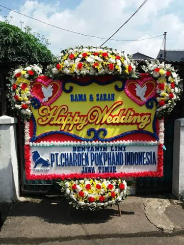 Karangan Bunga Pernikahan  di Ambarawa